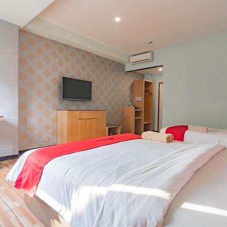 Hotel Reddoorz Premium Near Bandung Station Exteriér fotografie